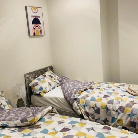 Green Lantern, Private En-Suite Double Bedroom 阿夫雷 外观 照片
