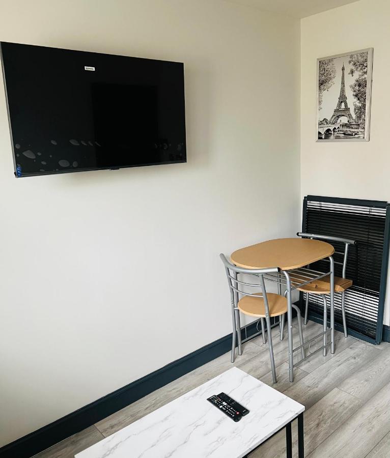 Green Lantern, Private En-Suite Double Bedroom 阿夫雷 外观 照片
