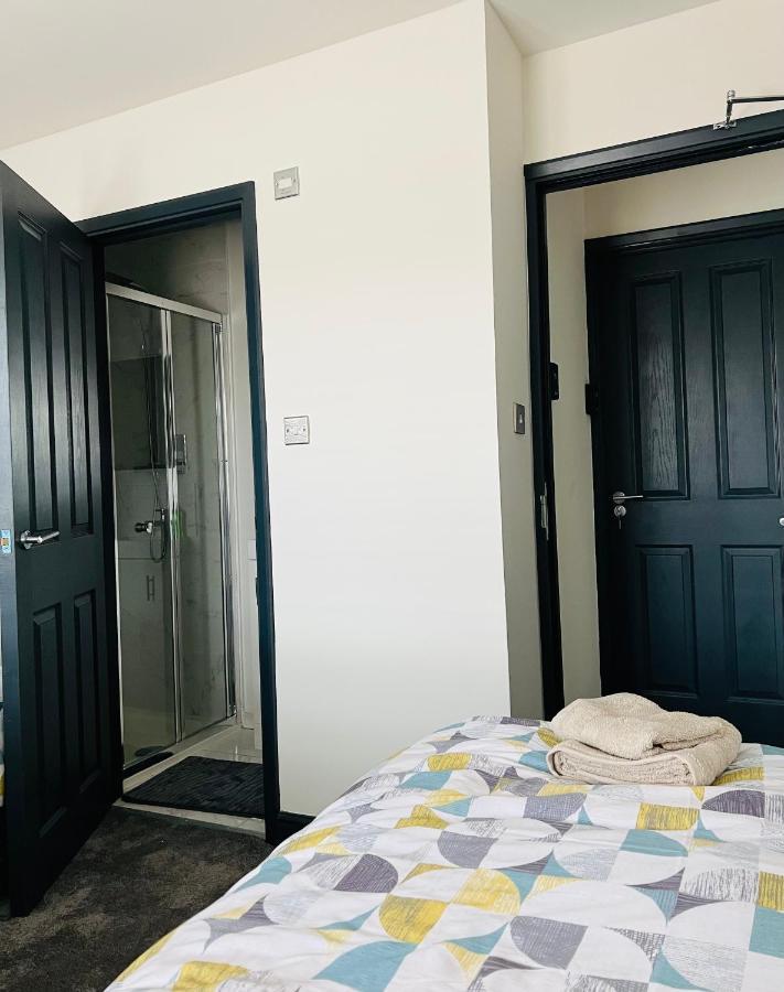 Green Lantern, Private En-Suite Double Bedroom 阿夫雷 外观 照片